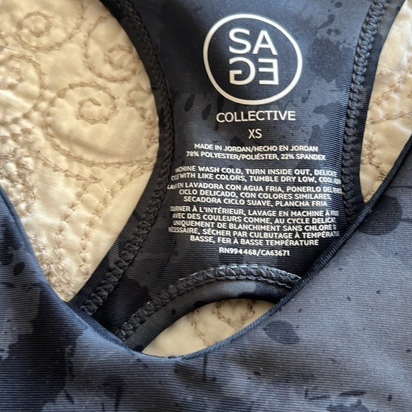 SAGE Set of 2 Sports Bras - Picture 7 of 8